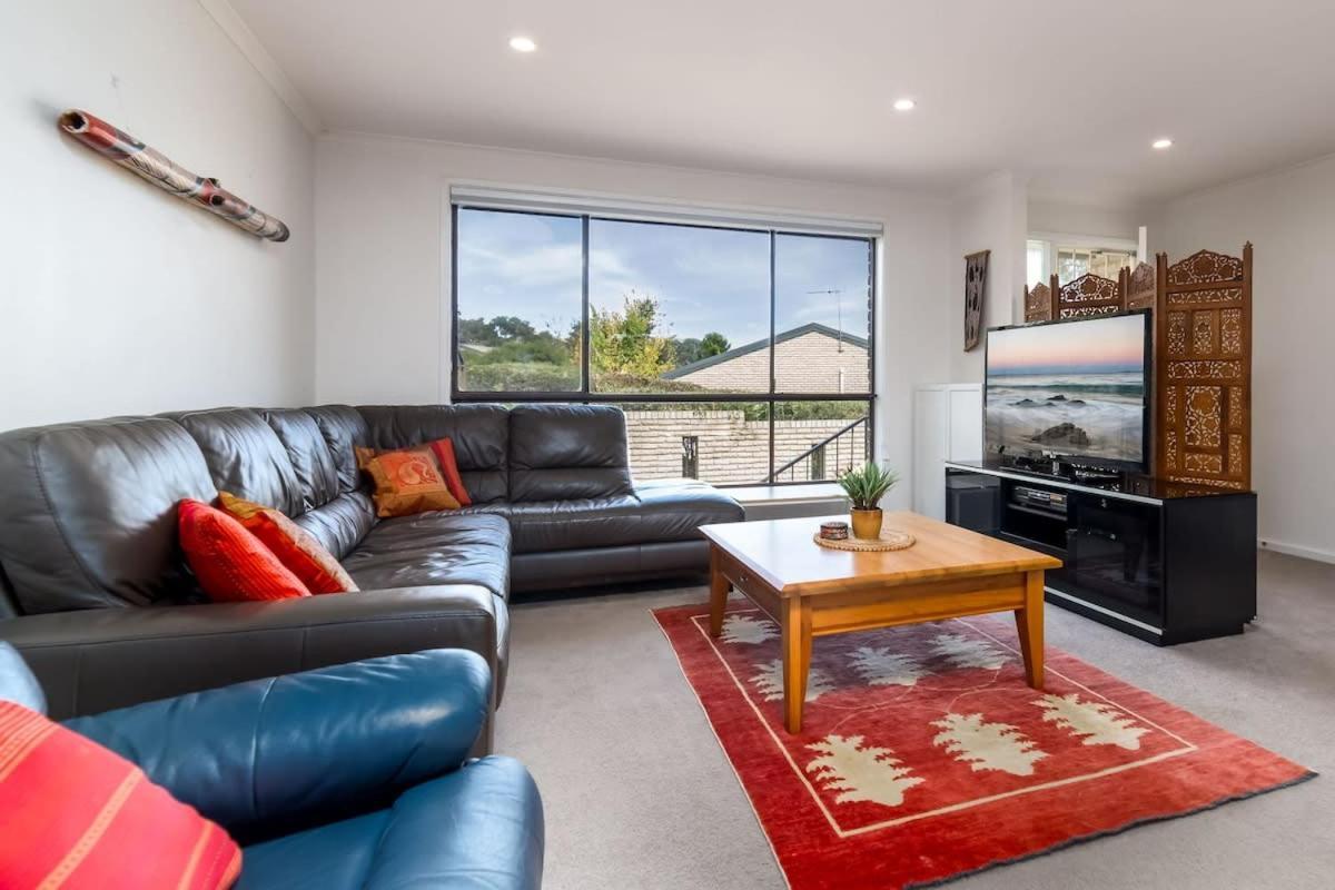 Spacious And Restful Holiday Home With Backyard Weetangerra Dış mekan fotoğraf