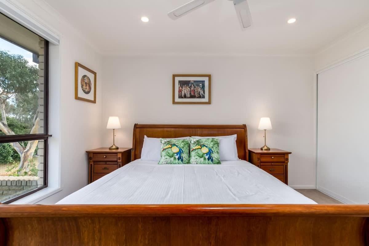 Spacious And Restful Holiday Home With Backyard Weetangerra Dış mekan fotoğraf